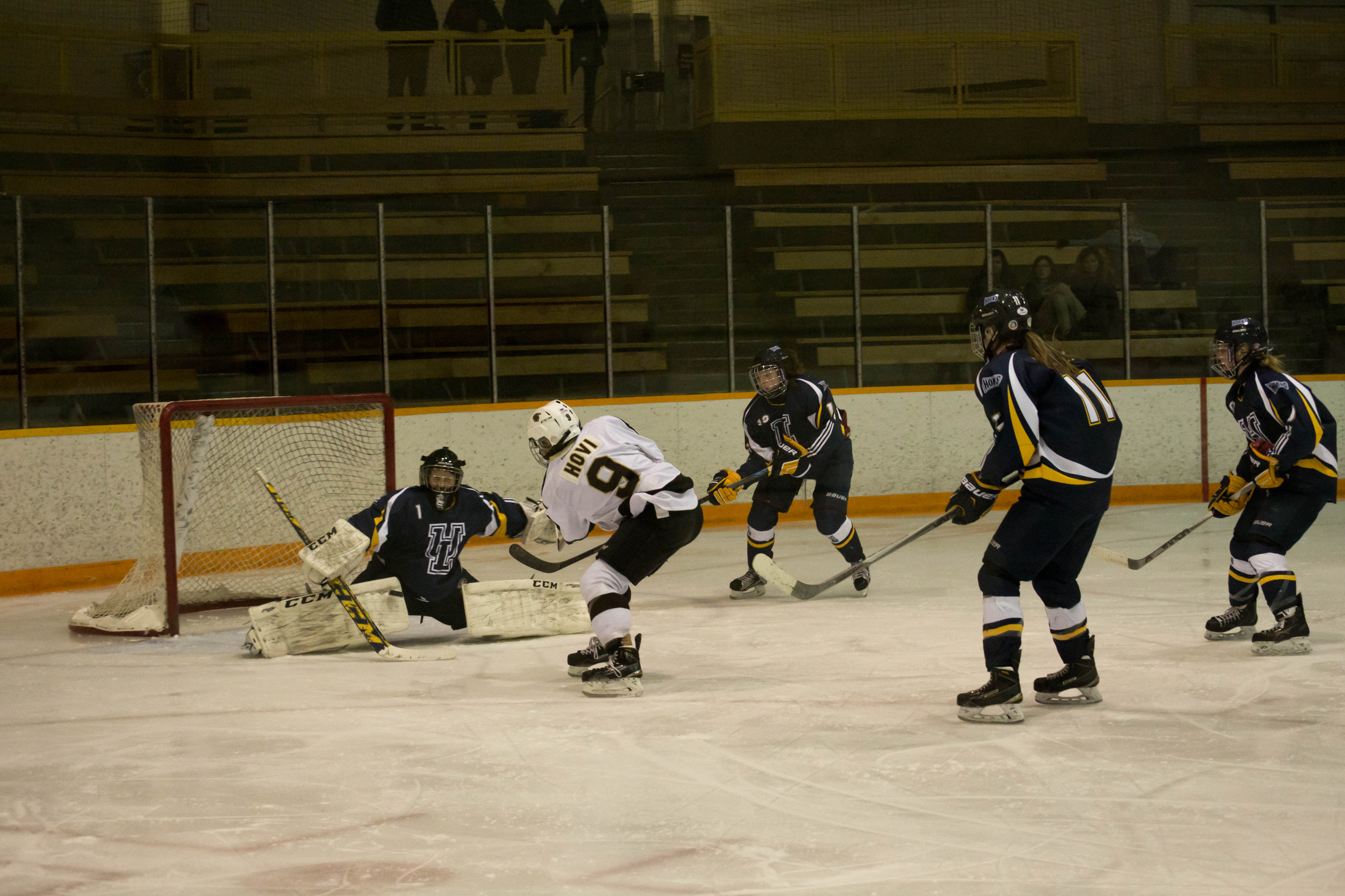 Womens_Hockey_Venla_Hovi_RGB_By_Chantal_Zdan Bison forward Venla Hovi says paying women's hockey is a step in the right direction.
