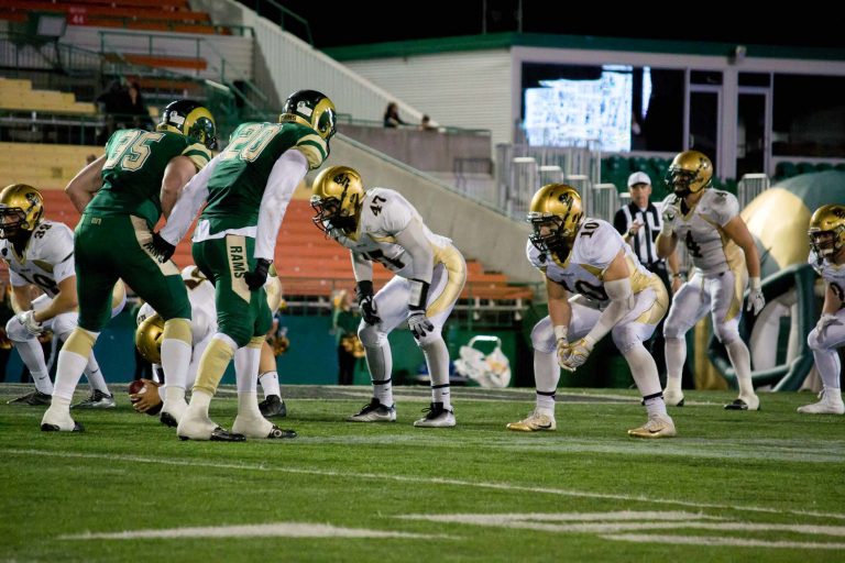 Bison football suffers late game collapse in Regina