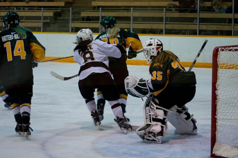 Bison women’s hockey team gets swept in Vancouver