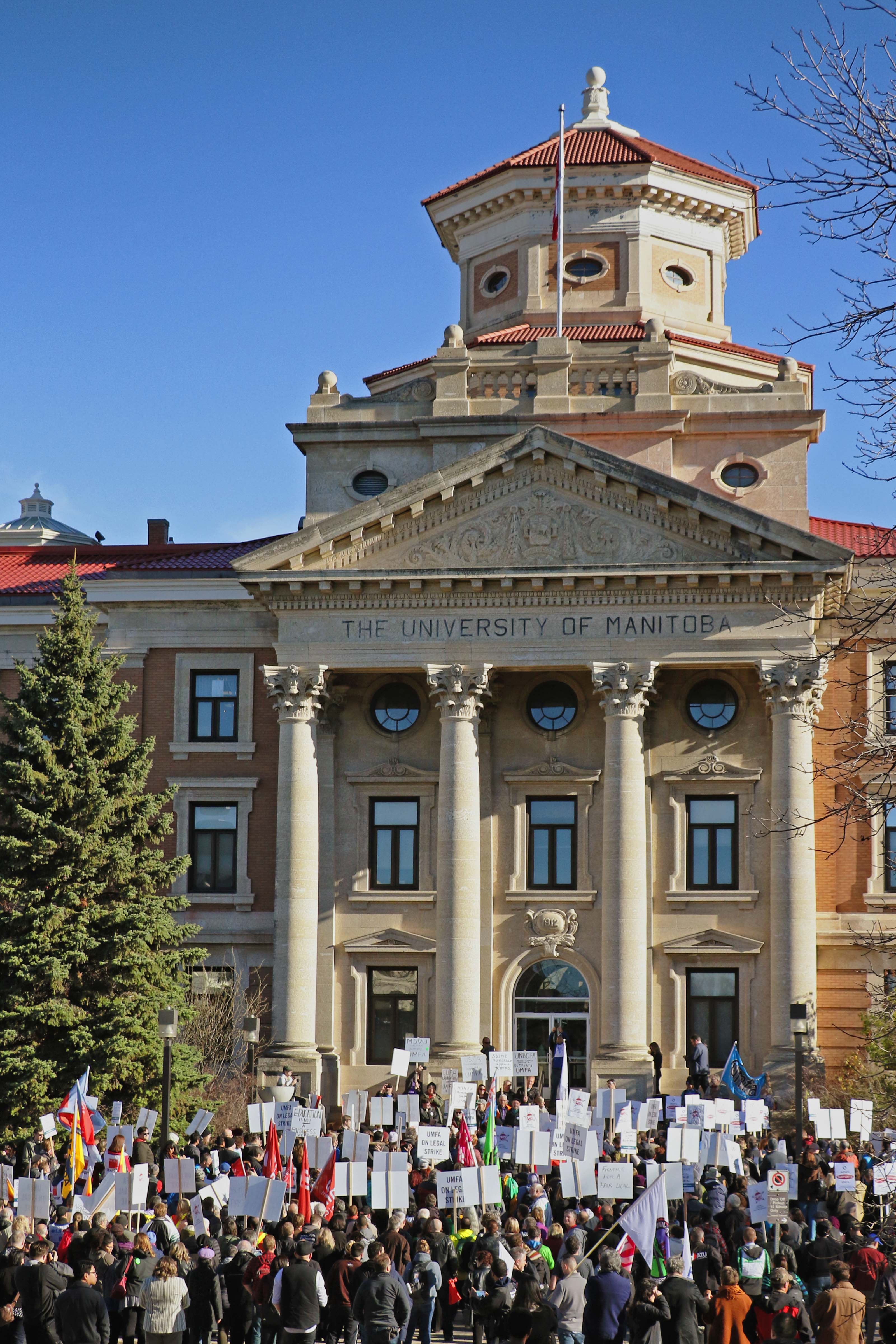 news_history-of-strikes-at-u-of-m_umfa-rally-4-nov_megan-colwell_web