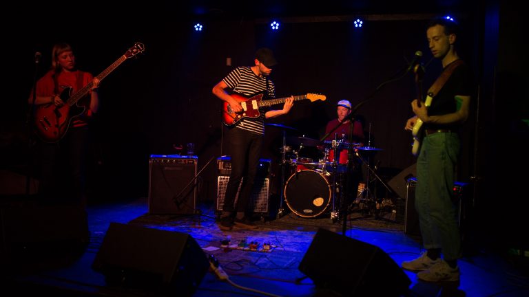 Tune in to Mauno