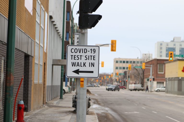 Fourth vaccine dose available to elderly Manitobans