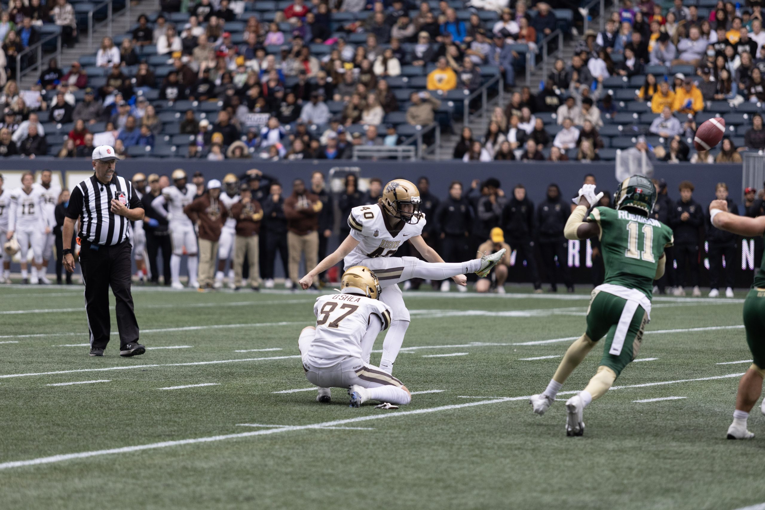 Bisons' female kicker makes U Sports history in win over Rams