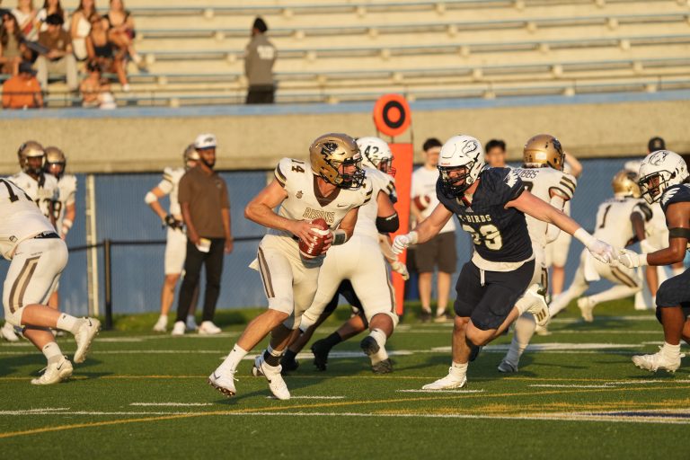 Bisons football picks up two consecutive wins