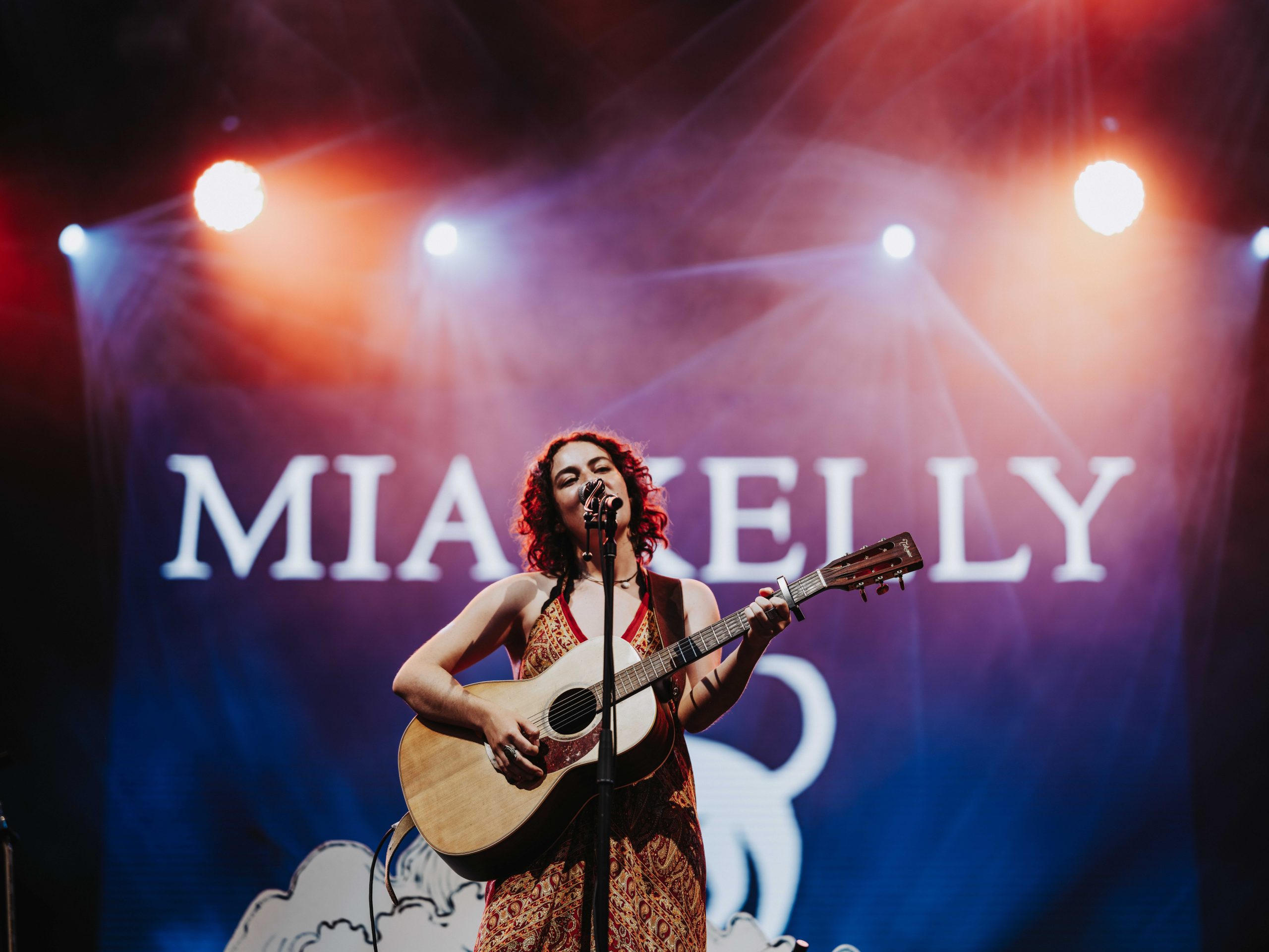 Mia Kelly Live Promo - Curtis Perry (web)