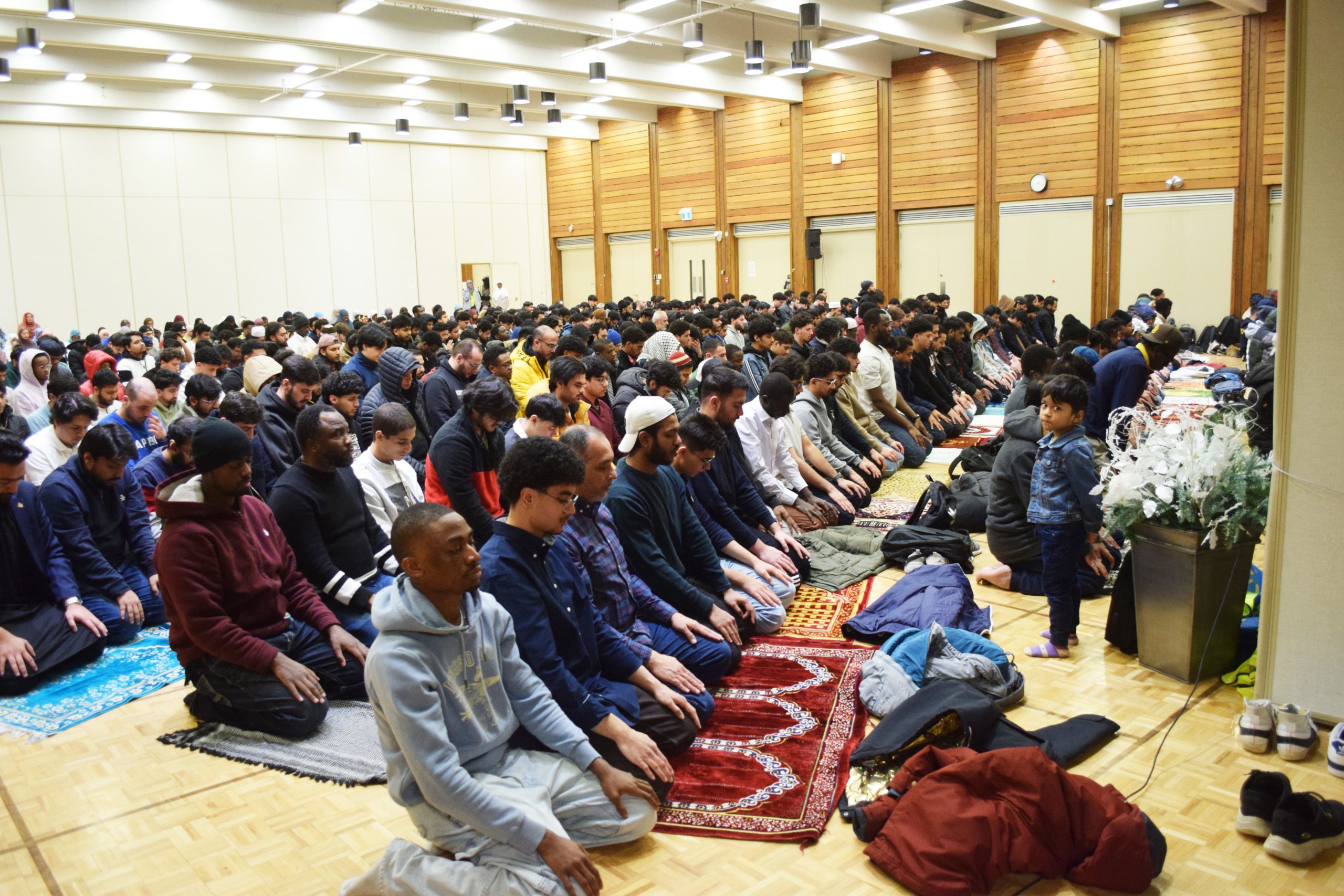 News_MSA_prayer_photo_by_Milan_Lukes