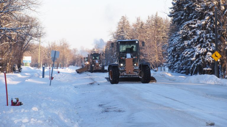 Winnipeg’s annual winter route parking ban lifted