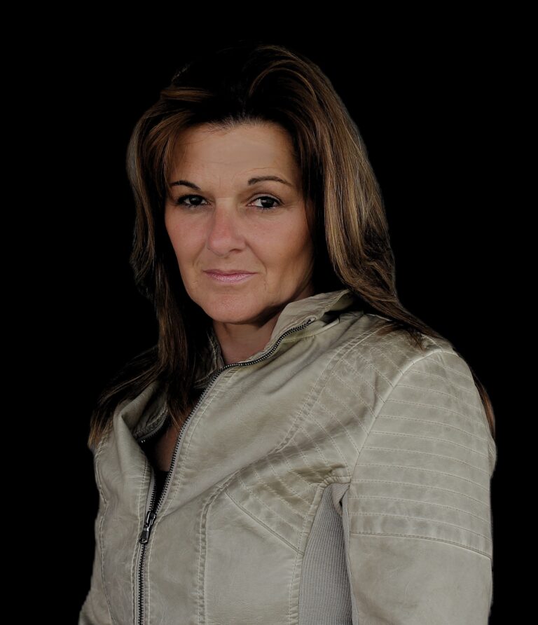 Thompson author tells story of Kerrie Ann Brown