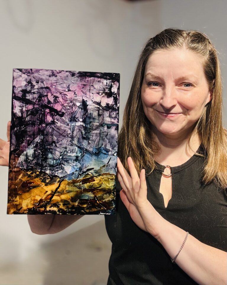 Local artist celebrates return after medical recovery